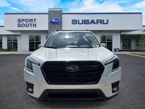 Used 2023 Subaru Forester Premium AWD/4WD image 8
