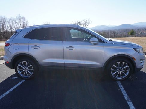 Used 2017 Lincoln MKC Select w/ Select Plus Package image 15