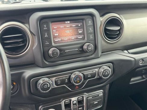 Used 2020 Jeep Gladiator Sport w/ Quick Order Package 24S image 23