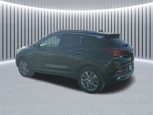 Used 2023 Buick Encore GX Essence w/ Experience Buick Package image 7