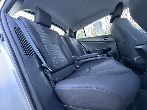 Used 2018 Toyota Prius Prime Plus image 33