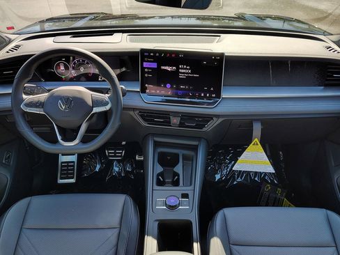 New 2026 Volkswagen Tiguan SE R-Line image 12