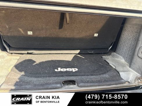 Used 2012 Jeep Wrangler Sport AWD/4WD image 17