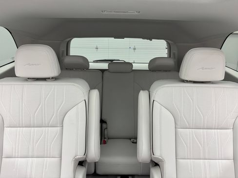 New 2026 Buick Enclave Avenir w/ Super Cruise Package AWD/4WD image 44
