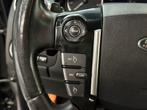 Used 2014 Land Rover LR4 HSE LUX image 31