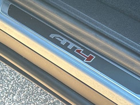 Used 2024 GMC Acadia AT4 w/ Luxury Package image 43