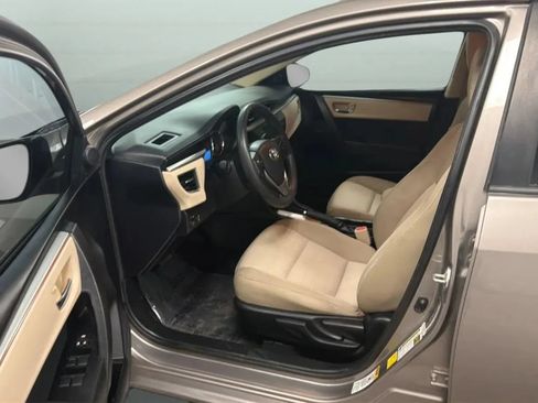 Used 2015 Toyota Corolla LE FWD image 20
