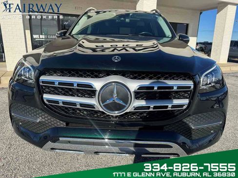 Used 2023 Mercedes-Benz GLS 450 4MATIC image 3