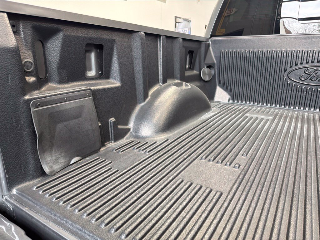 Used 2025 Ford F150 Lariat w/ Equipment Group 502A High AWD/4WD image 13