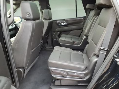 Used 2023 Chevrolet Tahoe LT w/ Luxury Package AWD/4WD image 12