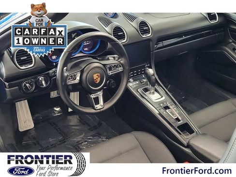 Used 2023 Porsche 718 Boxster image 9