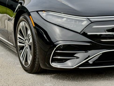 New 2026 Mercedes-Benz EQS 580 4MATIC Sedan image 9