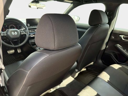 Used 2025 Honda Civic Sport image 32