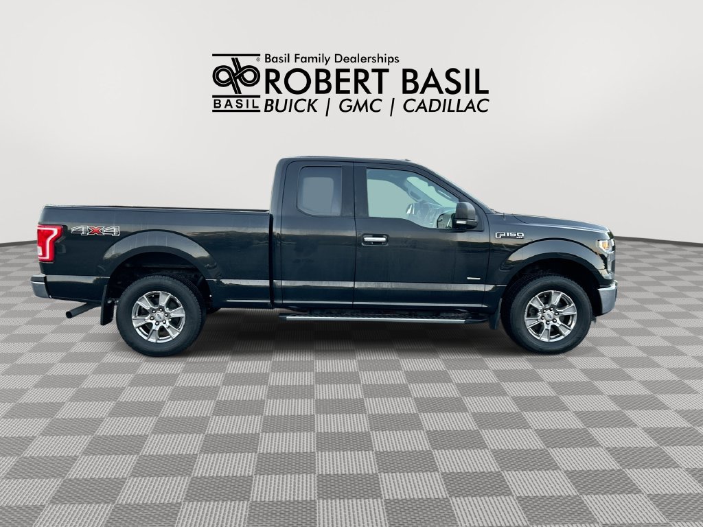 Used 2015 Ford F150 XLT w/ Equipment Group 302A Luxury AWD/4WD image 9