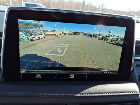 Used 2021 Chevrolet Tahoe LT image 18