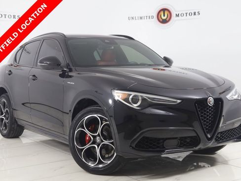 Used 2023 Alfa Romeo Stelvio Veloce image 1