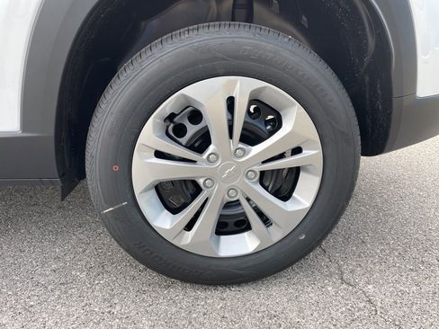 New 2026 Chevrolet Trax LS image 51