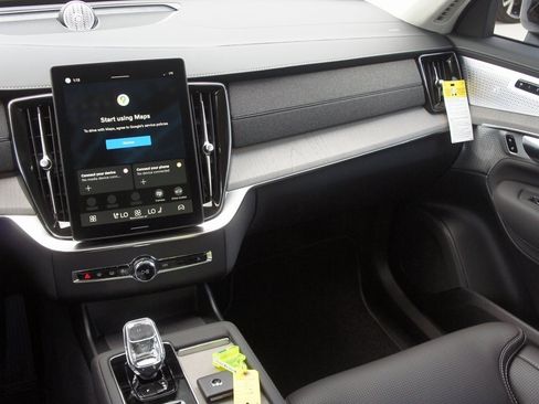 New 2026 Volvo XC90 B6 Ultra image 13