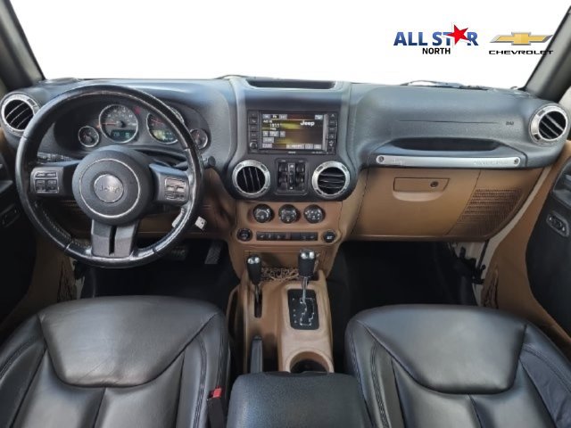 Used 2017 Jeep Wrangler Unlimited Sahara w/ Dual Top Group AWD/4WD image 9