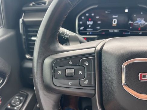 Used 2023 GMC Sierra 1500 AT4 w/ AT4 Premium Package AWD/4WD image 10