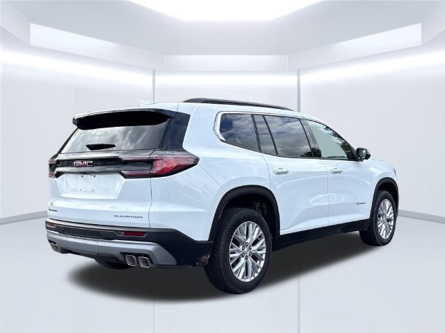 Used 2026 GMC Acadia Elevation w/ Elevation Premium Package FWD image 11