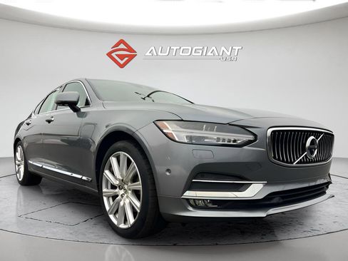 Used 2017 Volvo S90 T5 Inscription w/ Vision Package image 11