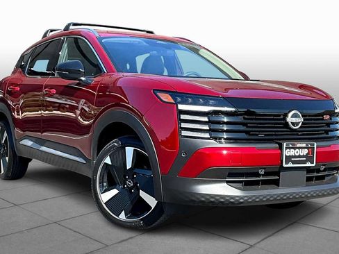 New 2026 Nissan Kicks SR w/ SR Premium Package image 2