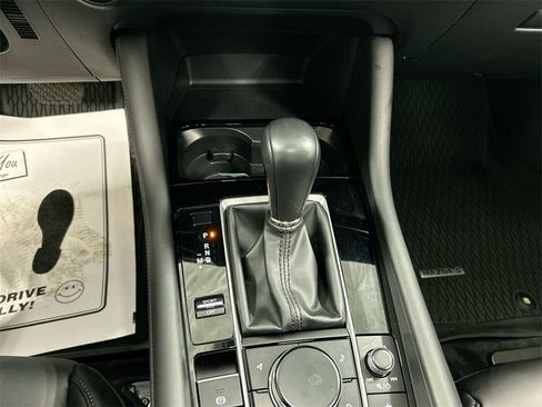 Certified 2025 MAZDA MAZDA3 s image 17