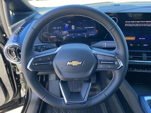 New 2026 Chevrolet Equinox EV LT image 28