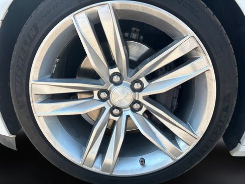 Used 2017 Chevrolet Camaro SS RWD image 9