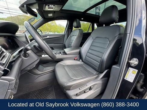 Used 2024 Volkswagen Atlas Cross Sport SEL R-Line AWD/4WD image 28