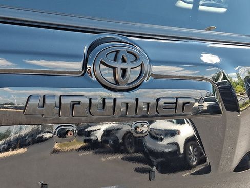 Used 2024 Toyota 4Runner SR5 Premium w/ Moonroof Package AWD/4WD image 35