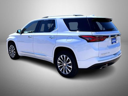 Used 2023 Chevrolet Traverse Premier AWD/4WD image 7