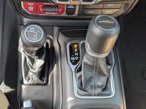 New 2026 Jeep Gladiator Sport image 19