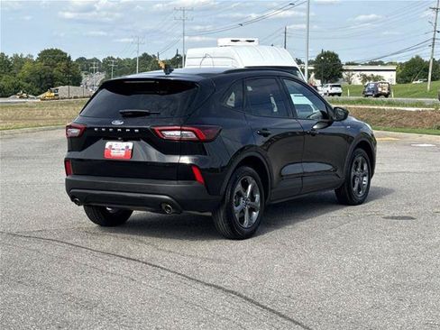 Certified 2025 Ford Escape ST-Line FWD image 5