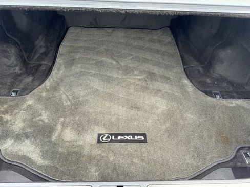 Used 2018 Lexus LS 500 w/ Interior Upgrade Package RWD image 31