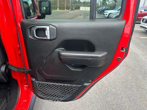 Used 2021 Jeep Wrangler Unlimited Sport AWD/4WD image 13
