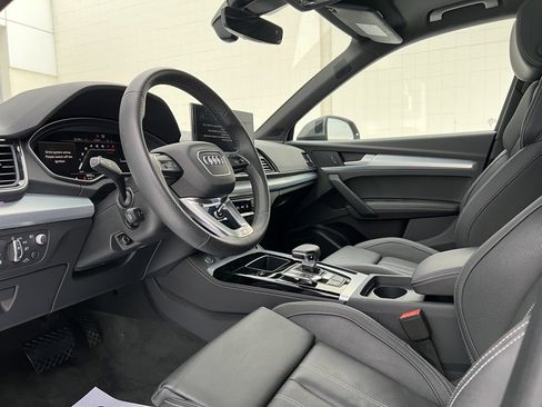 Certified 2025 Audi Q5 Prestige w/ Prestige Package image 12