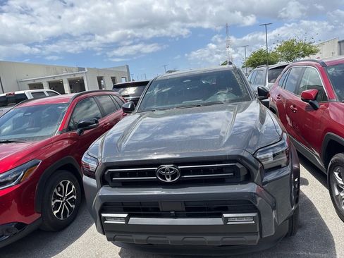 Used 2025 Toyota 4Runner SR5 image 2