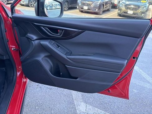 Used 2021 Subaru Crosstrek 2.0i Premium w/ Moonroof Package image 19