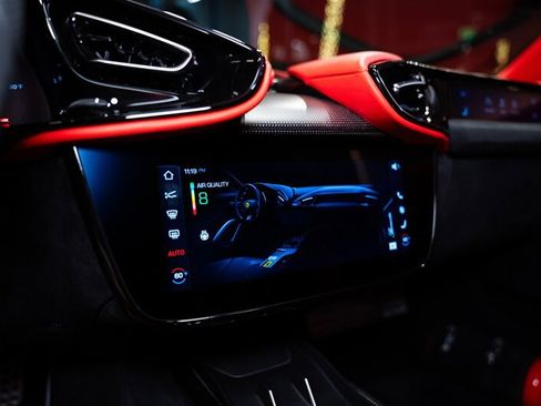 Used 2025 Ferrari 12Cilindri RWD image 37