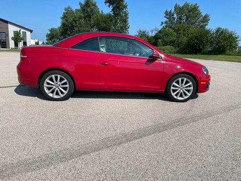 Used 2013 Volkswagen Eos Komfort FWD image 8