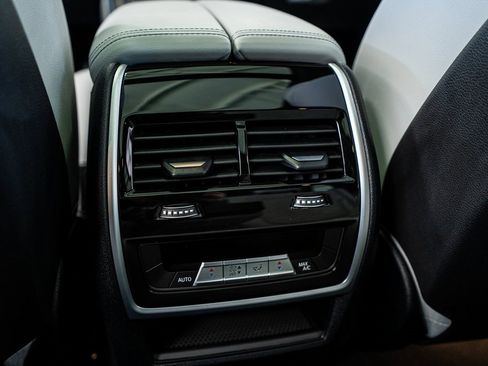 Used 2023 BMW X5 sDrive40i w/ Executive Package image 62