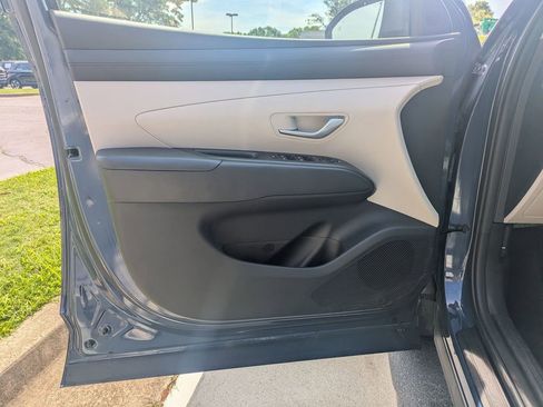 Used 2025 Hyundai Tucson SEL FWD image 11
