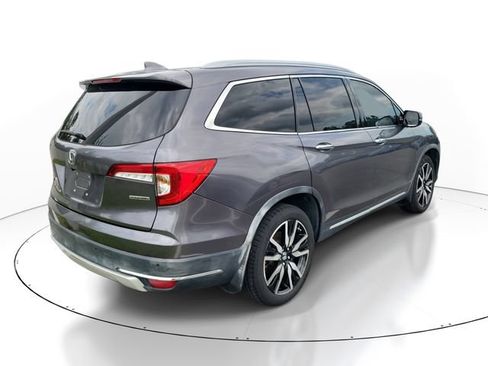 Used 2019 Honda Pilot Touring image 4