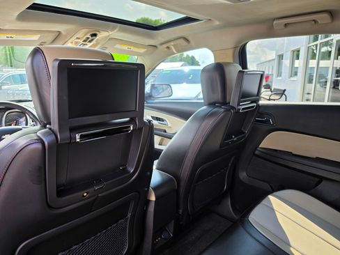 Used 2010 Chevrolet Equinox LTZ FWD image 13
