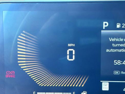 Used 2024 Kia Sorento S image 44