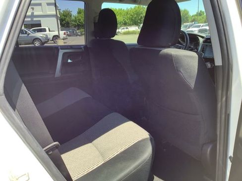 Used 2022 Toyota 4Runner SR5 AWD/4WD image 34