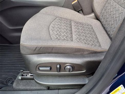 Used 2022 Chevrolet Equinox LT image 21