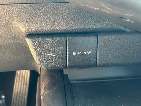 Used 2023 Toyota Camry SE FWD image 26